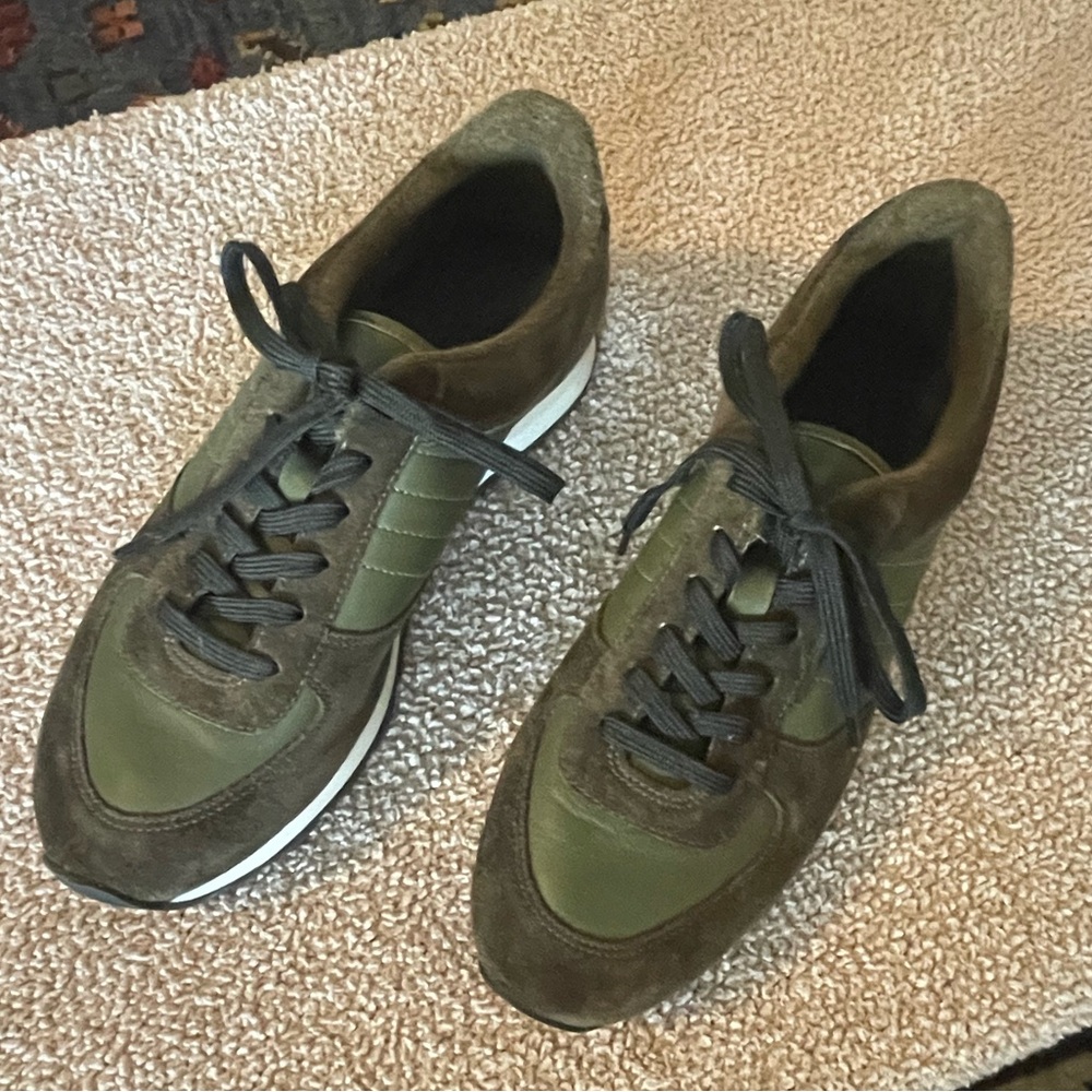 Vince leather tennis shoes